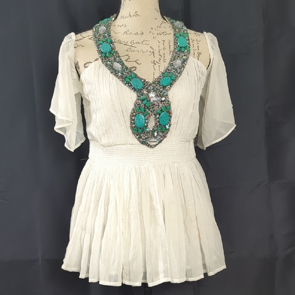 Elegant White Blouse with Turquoise Accents - Picture 3 of 5